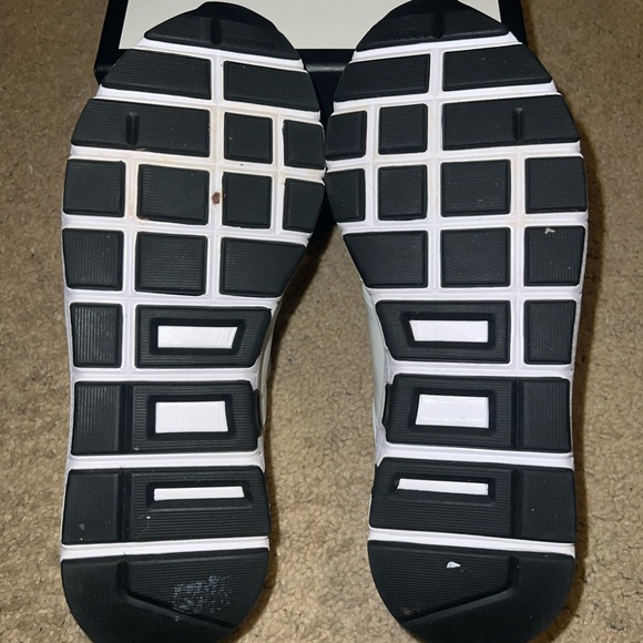 Gucci white leather sneaker size 9 - Picture 5 of 9